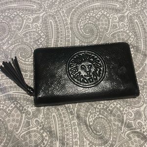 Beautiful Anne Klein wallet Brand new with no tags never used 🖤 Patten Leather